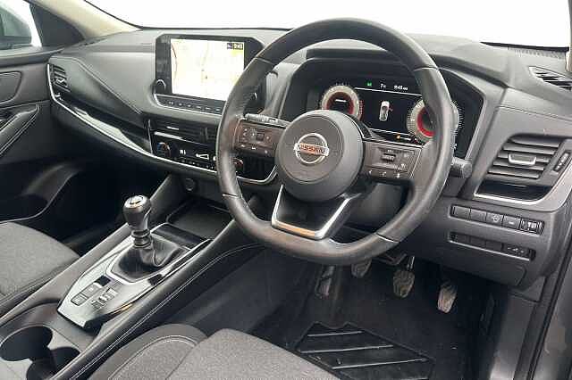 Nissan Qashqai 1.3 DiG-T MH N-Connecta 5dr