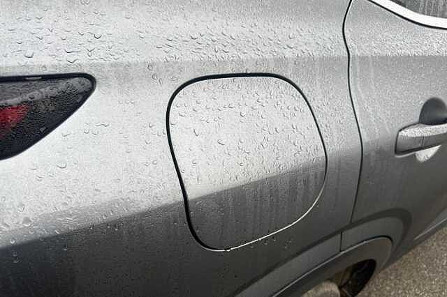 Nissan Qashqai 1.3 DiG-T MH N-Connecta 5dr