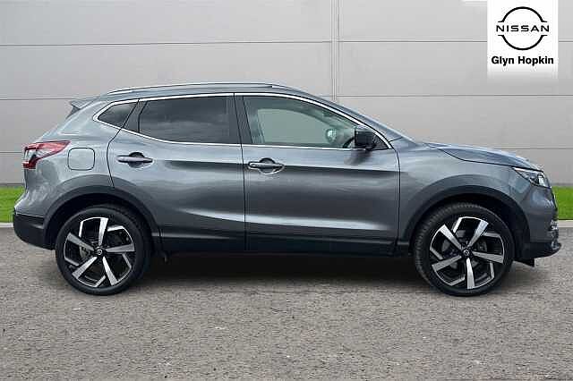 Nissan Qashqai 1.3 DiG-T N-Motion 5dr