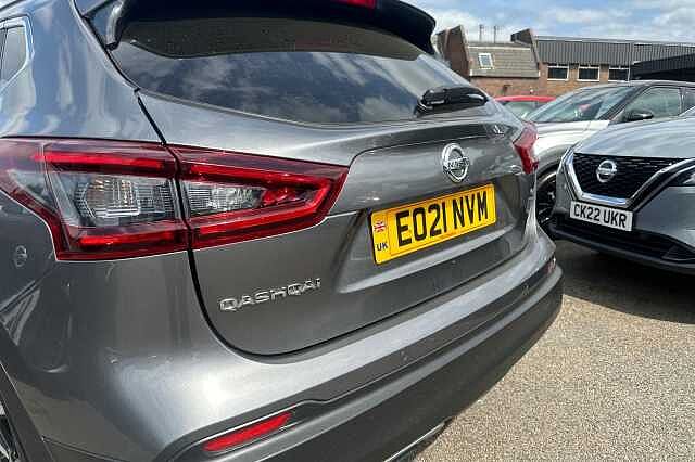 Nissan Qashqai 1.3 DiG-T N-Motion 5dr