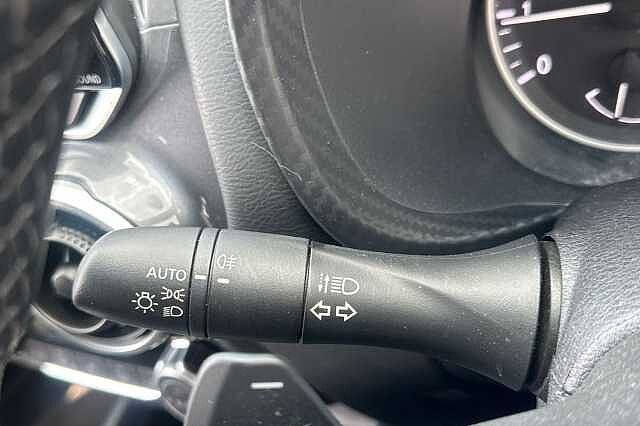 Nissan Juke 1.0 DiG-T 114 N-Connecta 5dr DCT