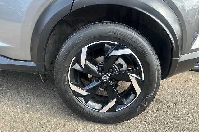 Nissan Juke 1.0 DiG-T 114 N-Connecta 5dr DCT