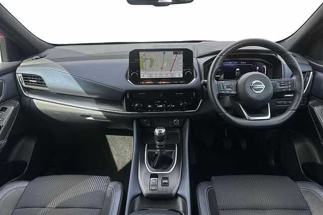 Nissan Qashqai 1.3 DiG-T MH Tekna 5dr