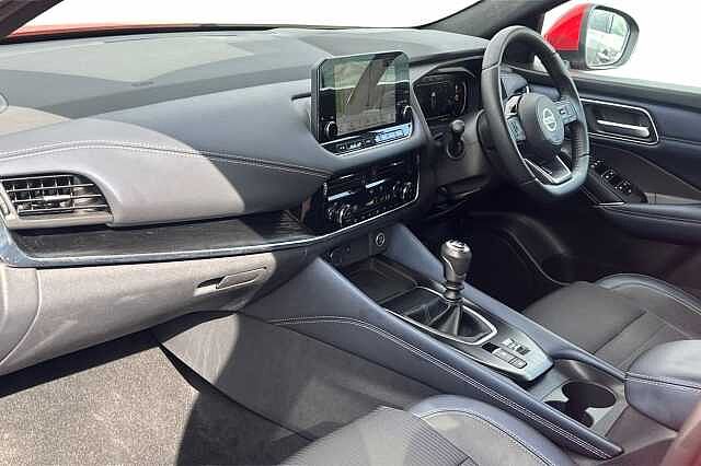 Nissan Qashqai 1.3 DiG-T MH Tekna 5dr