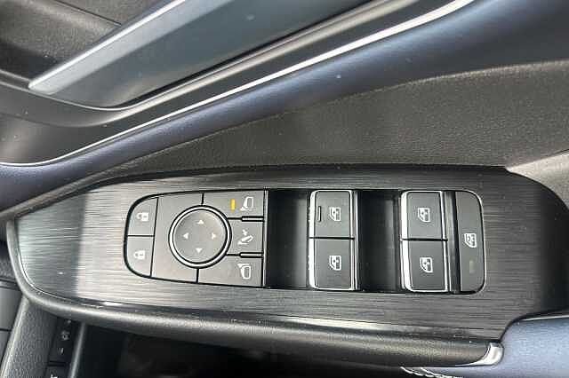 Nissan Qashqai 1.3 DiG-T MH Tekna 5dr
