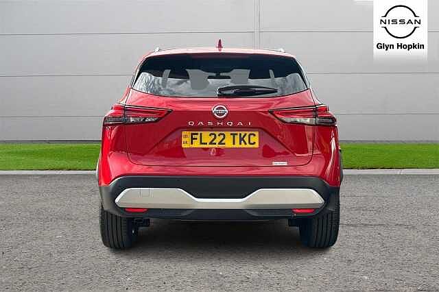 Nissan Qashqai 1.3 DiG-T MH Tekna 5dr